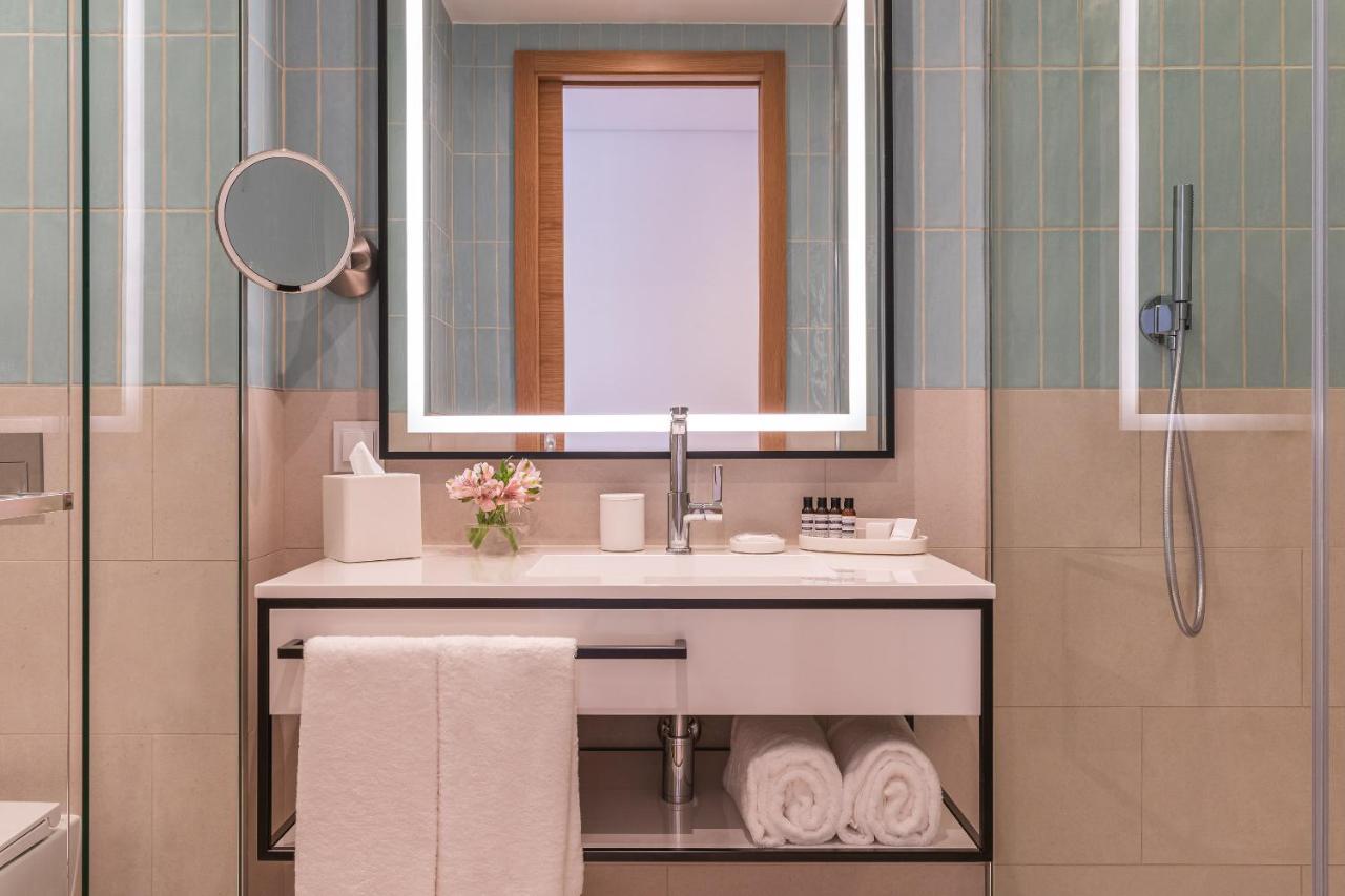 Wellness Queen Suite