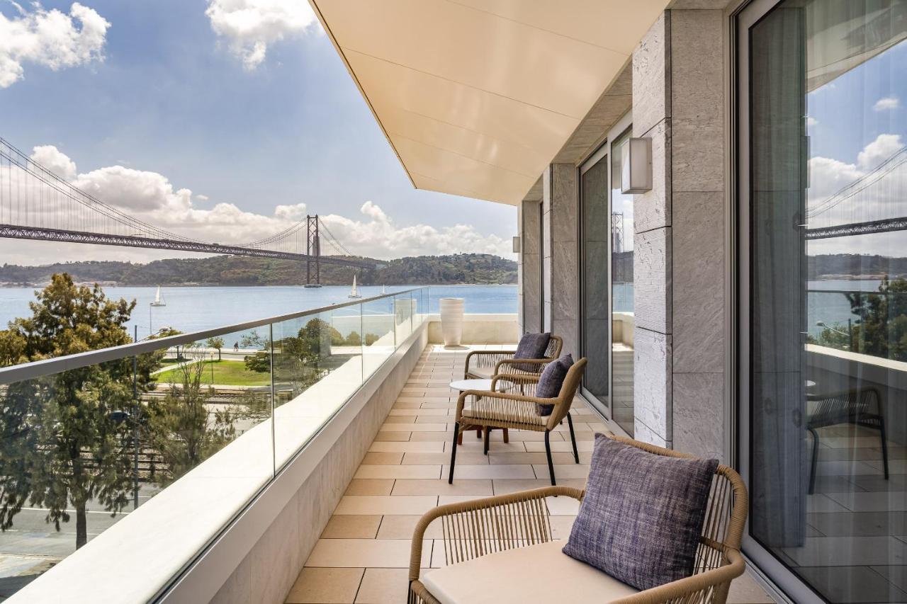 Three-Bedroom Apartment River View