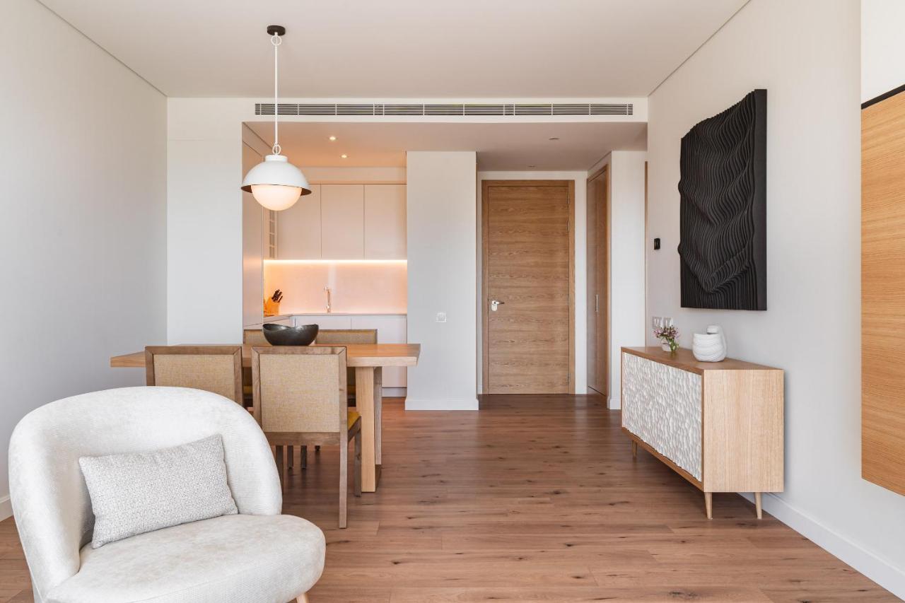 Deluxe Queen Suite Bridge View