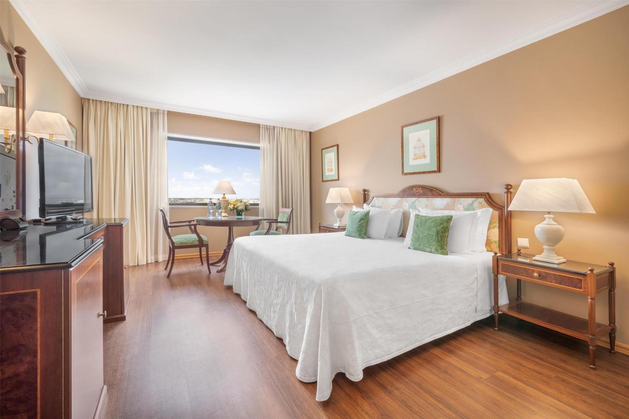 Premium Suite City View